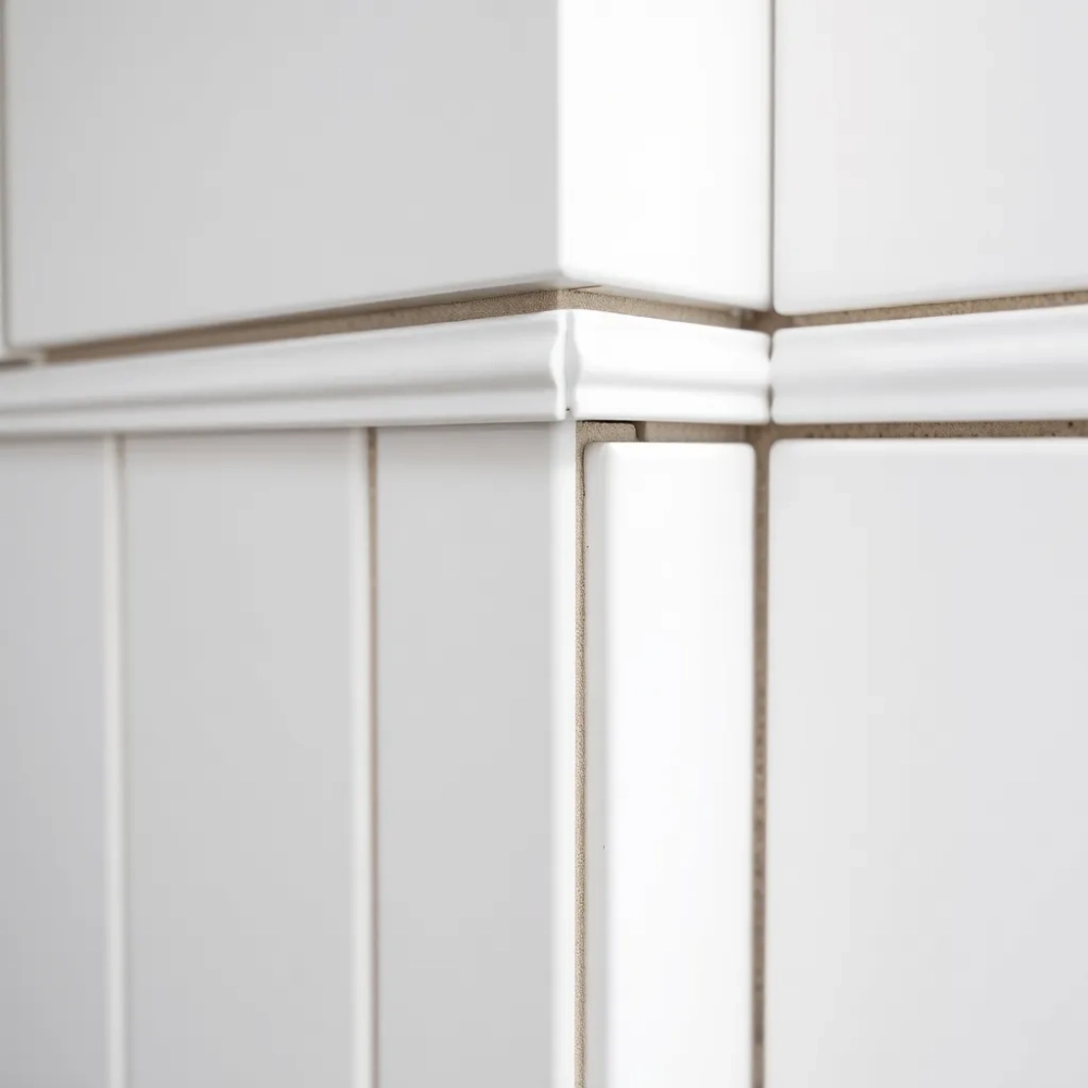 Jak zakończyć płytki na ścianie w kuchni