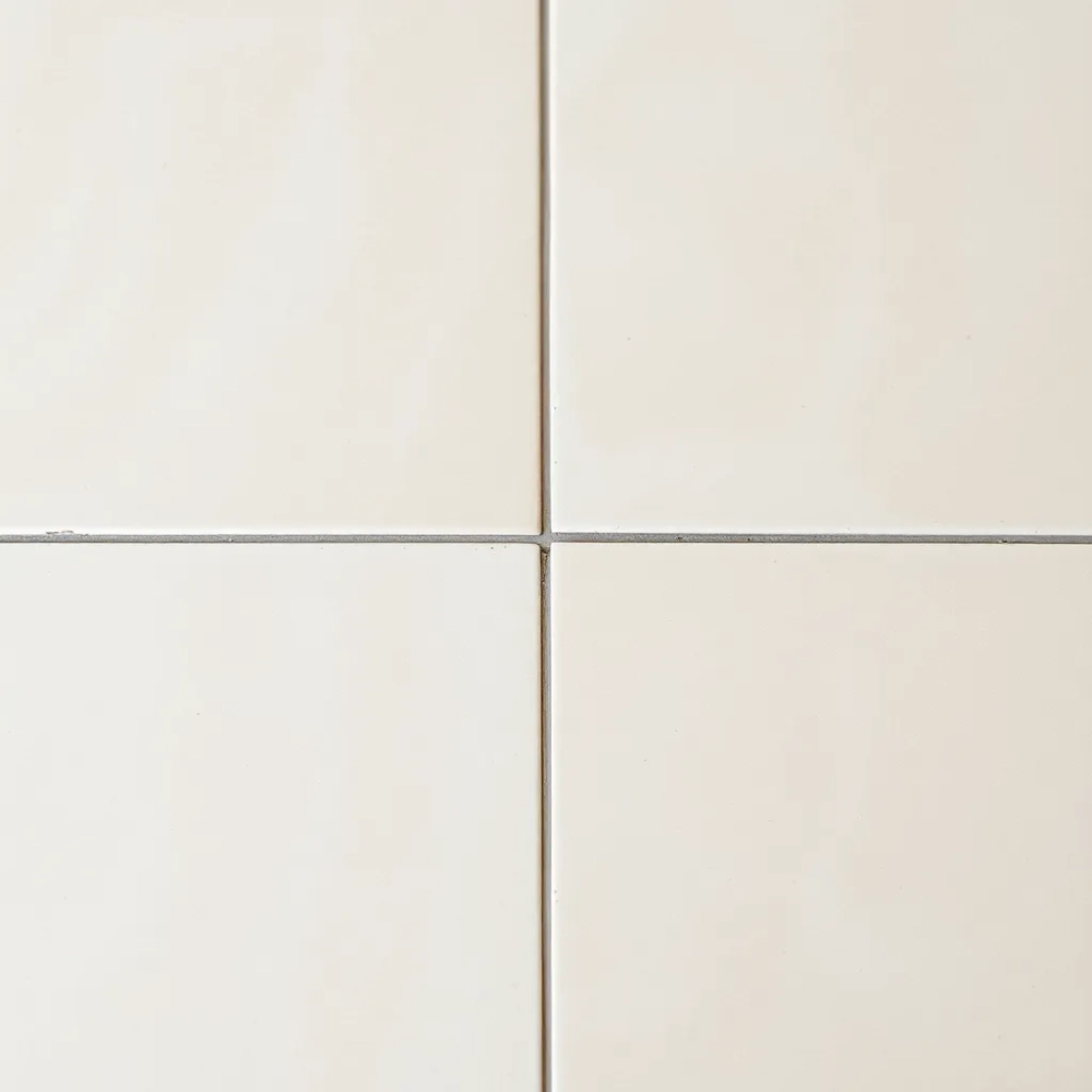 Pasta do płytek podłogowych