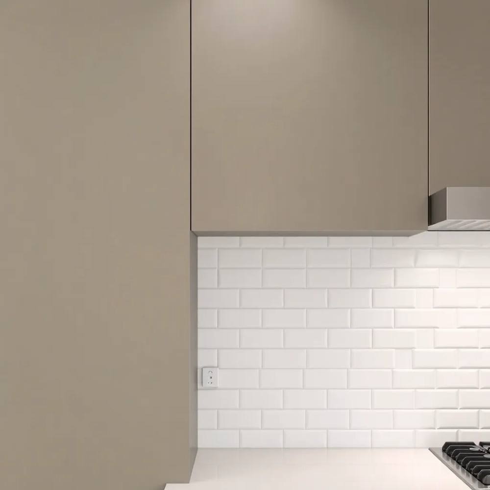 Połączenie paneli z płytkami w kuchni