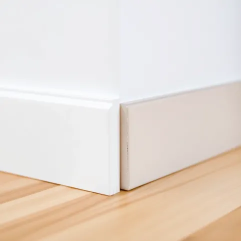 Akryl czy silikon do listew przypodłogowych