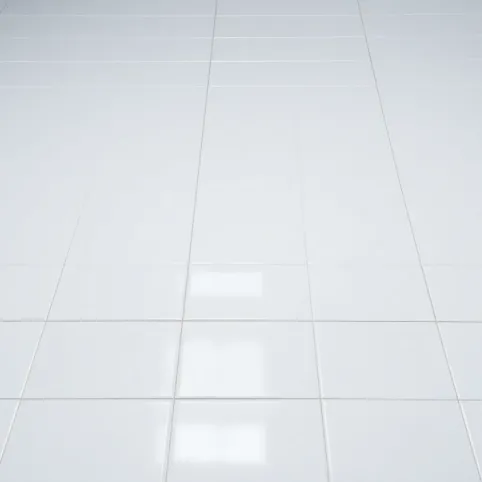 Białe płytki z polyskiem