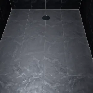 Co na podłogę pod prysznic