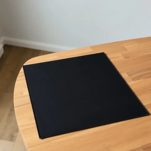 Czarne podkładki na stół Home You