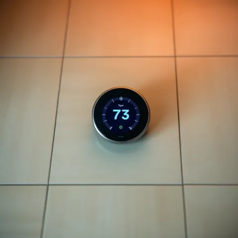 Czy ogrzewanie podłogowe ma grzac cały czas