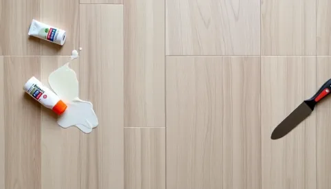 Czy panele winylowe można kleić