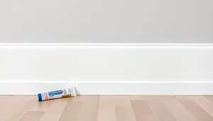Czym przykleić listwę podłogową