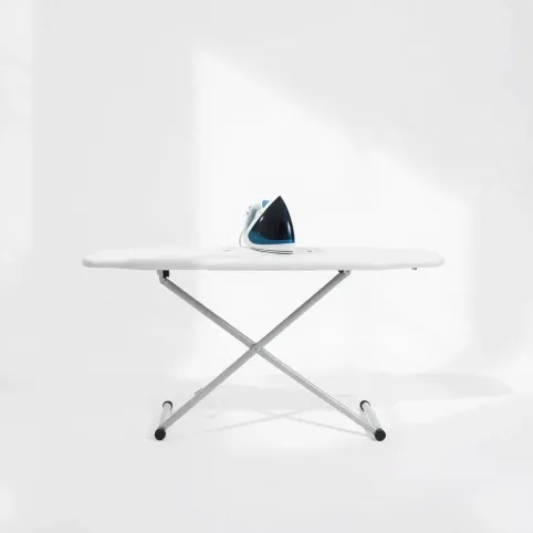 Deska do prasowania mała po złożeniu