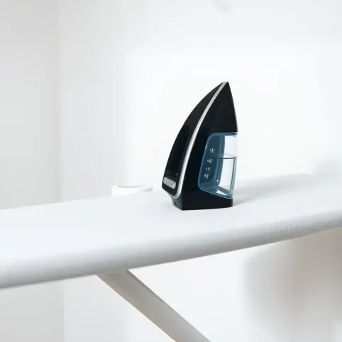 Deska do prasowania z żelazkiem parowym