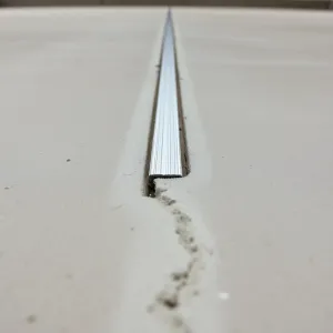 Dylatacja posadzki w garażu