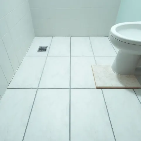 Jak położyć płytki w łazience na podłodze