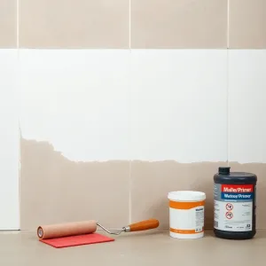 Jak przygotować ścianę pod płytki