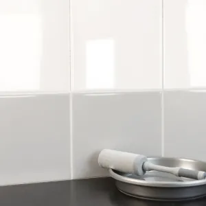 Jak zmatowić płytki ceramiczne