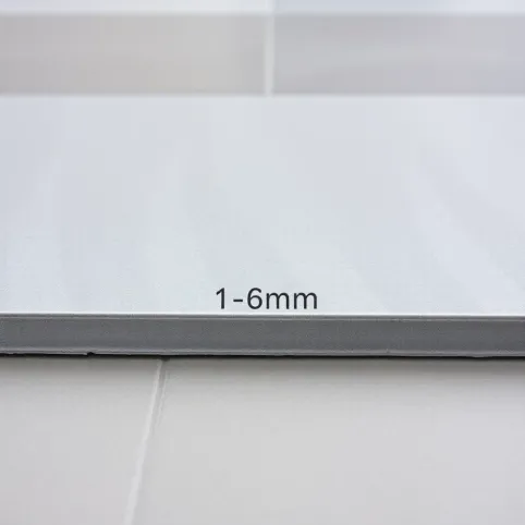 Jaka grubość kleju pod płytki 60x60