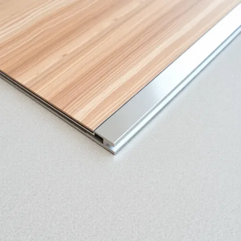 Jakie listwy do łączenia paneli z płytkami