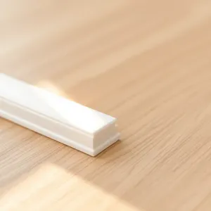 Listwa narozna do paneli winylowych