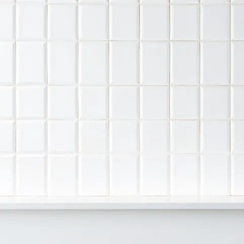 Płytki do białej kuchni na ścianę