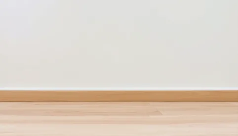 Silikon zamiast listwy przypodłogowej