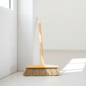 Szczotka do szorowania podłogi na kiju